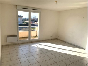 t2 à la location -   42300  ROANNE, surface 39 m2 location t2 - UBI459080477